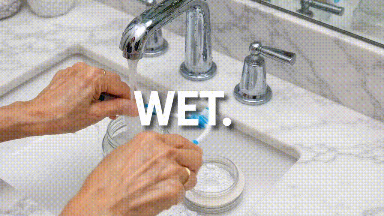 The PurelyWHITE Deluxe routine — wet, dip, brush, rinse